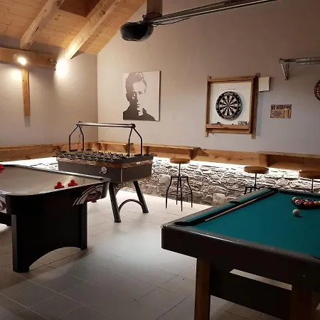 Grandeur Villa With Sauna Jacuzzi In Durbuy Room photo