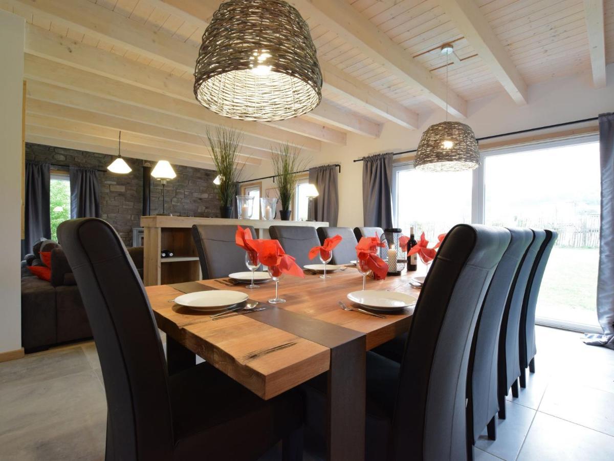 Grandeur With Sauna Jacuzzi In *