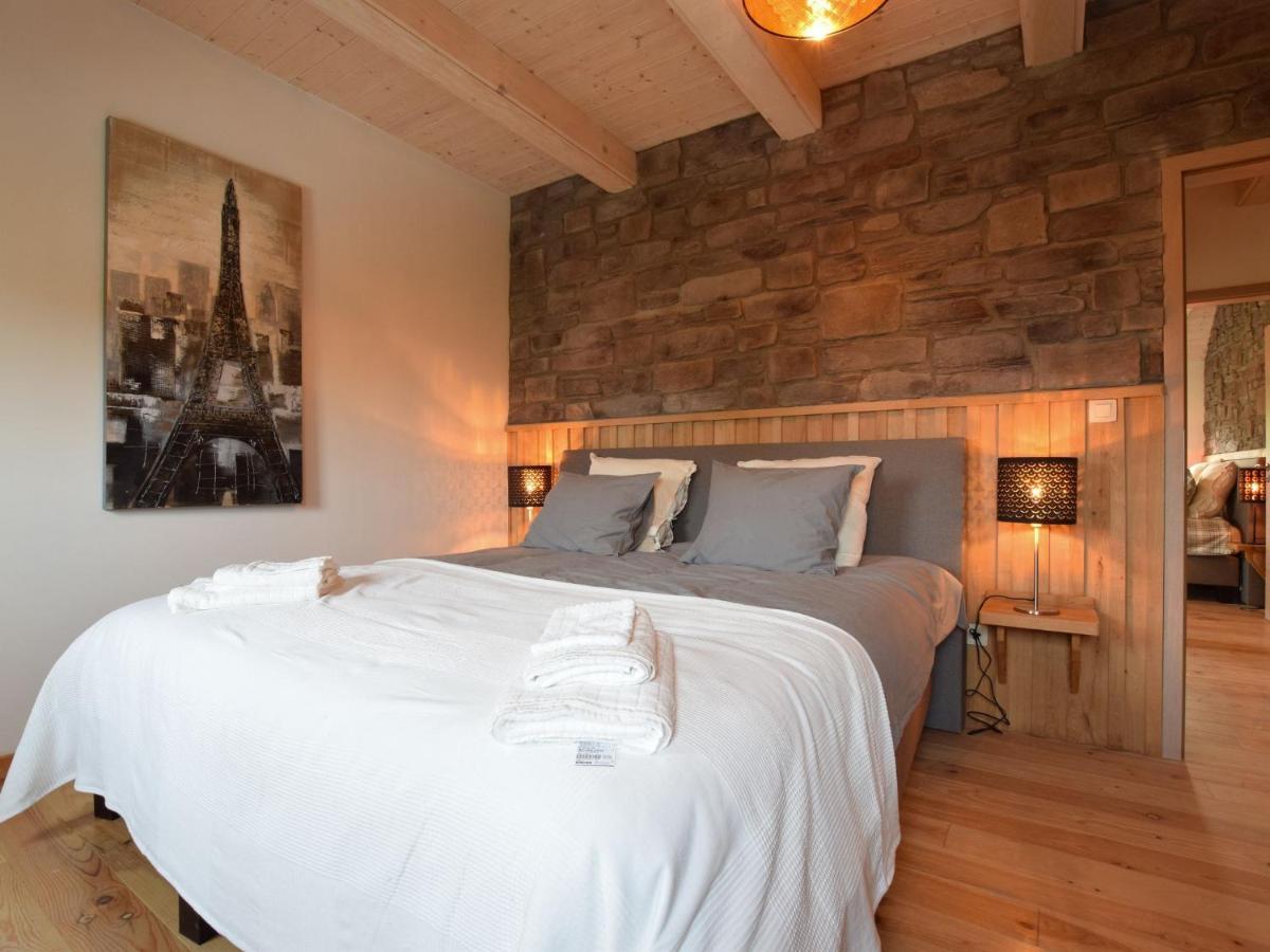 Grandeur With Sauna Jacuzzi In * Durbuy